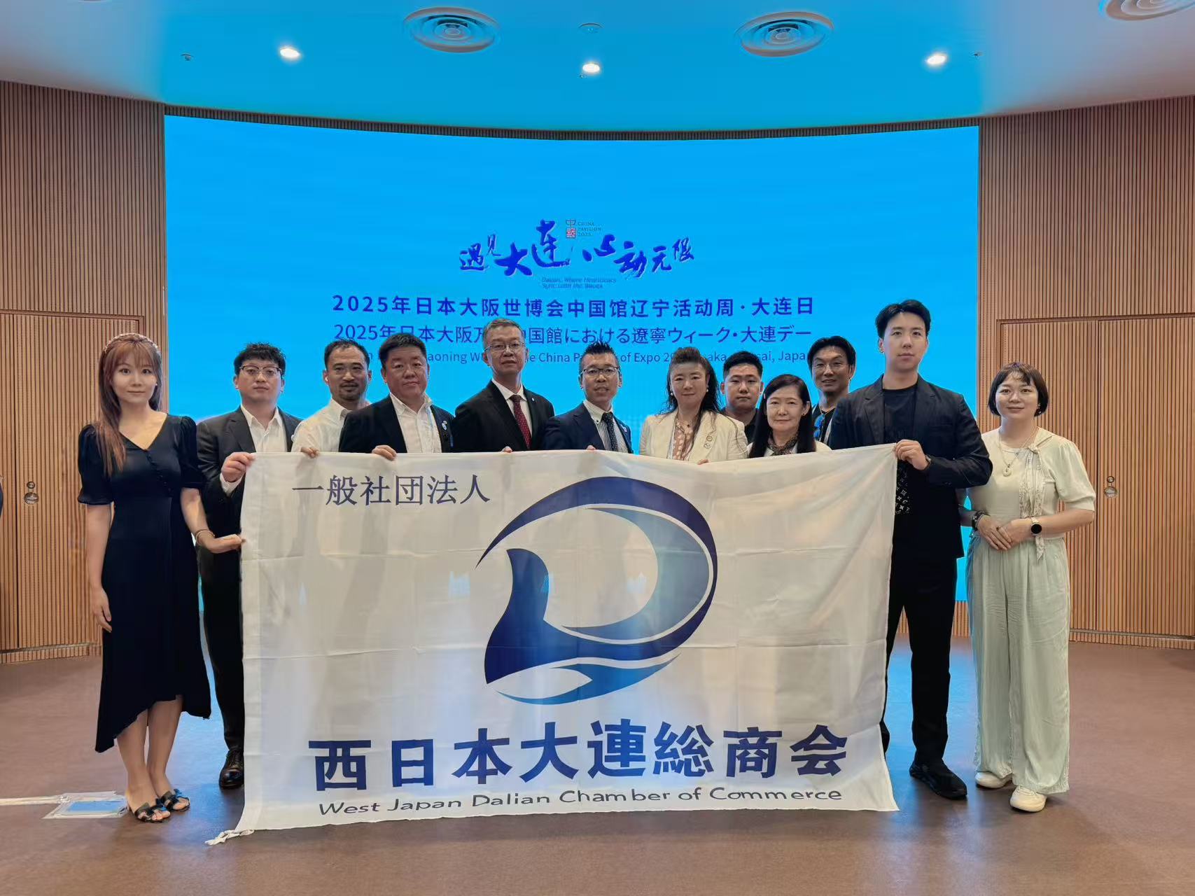 1758692683430977.jpg dd404d0aed678b1d5acb93f04e515ce.jpg